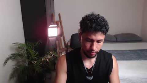 Snapshot of yeff_stone chatting on 7, 2, 2026 yeff online show from 7, 2, 2026