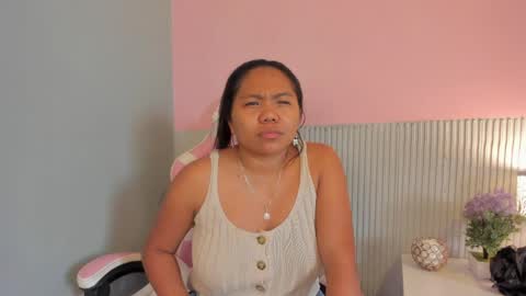 yeika_foxy online show from 8, 4, 2026