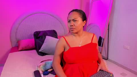 Snapshot of yeika_foxy chatting on 8, 7, 2026 yeika_foxy online show from 8, 7, 2026