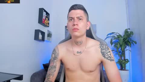 Snapshot of yeiko_romero_ chatting on 22, 9, 2025 YEIKO ROMERO online show from 22, 9, 2025