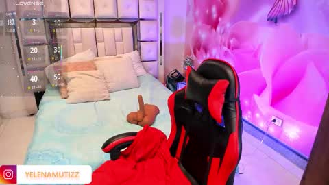 yelena  online show from 15, 11, 2025