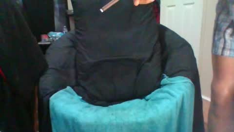 Snapshot of yellaboy31 chatting on 7, 2, 2025 yellaboy31 online show from 7, 2, 2025