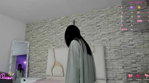 Snapshot of yenn_tay chatting on 7, 5, 2026 ZAYDEN online show from 7, 5, 2026