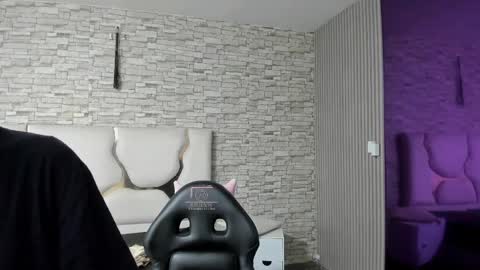 Snapshot of yenn_tay chatting on 13, 5, 2026 ZAYDEN online show from 13, 5, 2026