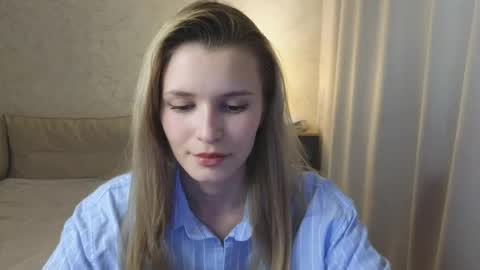 Snapshot of yennaone chatting on 21, 5, 2026 Yenna online show from 21, 5, 2026