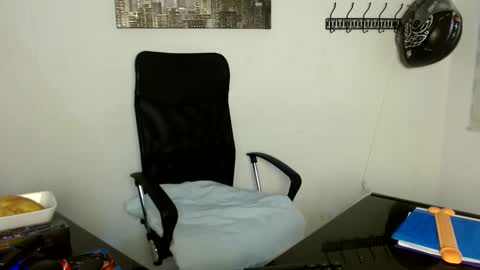 Yera  online show from 14, 10, 2025