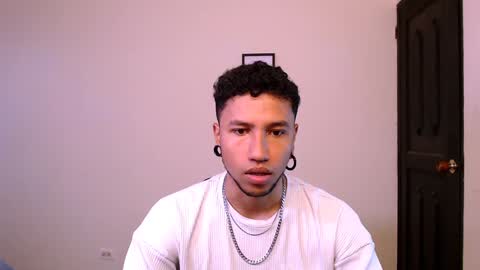 Snapshot of yerfon_s1 chatting on 16, 12, 2024 Yeff ind. model online show from 16, 12, 2024