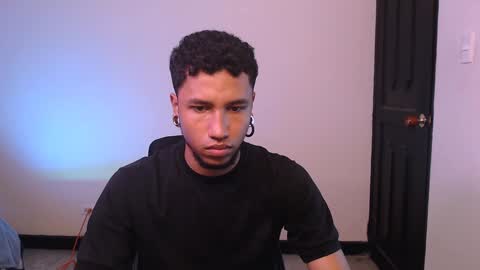 Snapshot of yerfon_s1 chatting on 9, 1, 2025 Yeff ind. model online show from 9, 1, 2025