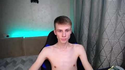 Snapshot of yes_cute_boy_ chatting on 23, 2, 2025 Eden online show from 23, 2, 2025