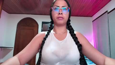 Snapshot of yesie_hot2 chatting on 5, 3, 2025 yesie_hot2 online show from 5, 3, 2025