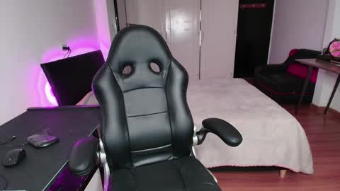 Snapshot of yesie_hot2 chatting on 26, 9, 2025 yesie_hot2 online show from 26, 9, 2025