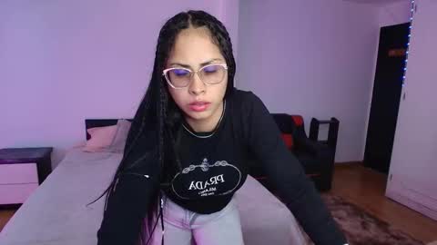 yesie_hot2 online show from 10, 2, 2026