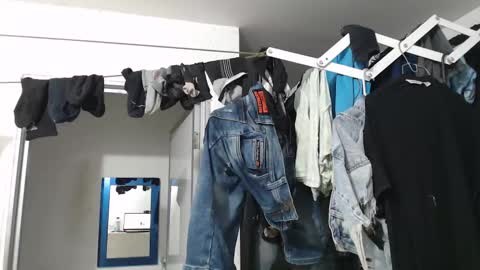 Snapshot of yessica_08 chatting on 26, 10, 2025 yessica and andres online show from 26, 10, 2025