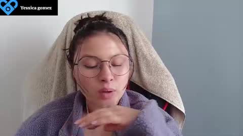 Snapshot of yessica_gomez01 chatting on 26, 6, 2026 yessica_gomez01 online show from 26, 6, 2026