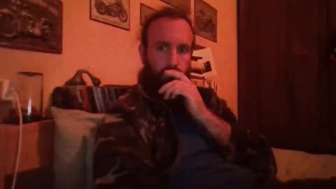 yeti_92 online show from 2, 12, 2025