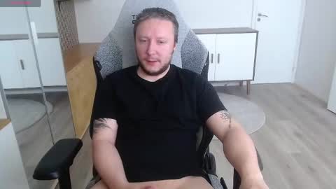 Snapshot of yhdxhy chatting on 10, 5, 2026 James online show from 10, 5, 2026