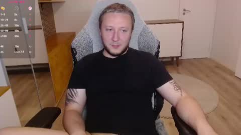 Snapshot of yhdxhy chatting on 21, 6, 2026 James online show from 21, 6, 2026