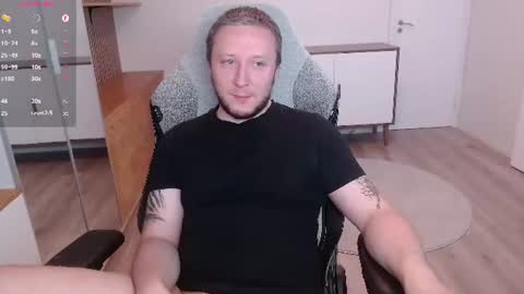 Snapshot of yhdxhy chatting on 22, 6, 2026 James online show from 22, 6, 2026