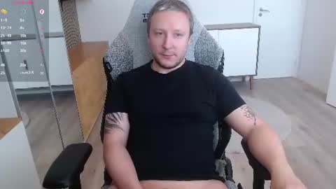 Snapshot of yhdxhy chatting on 22, 7, 2026 James online show from 22, 7, 2026