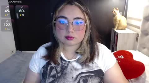 hii i am yini online show from 9, 6, 2026