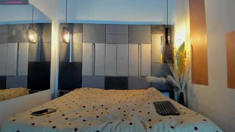 yizus_bonz online show from 28, 12, 2024