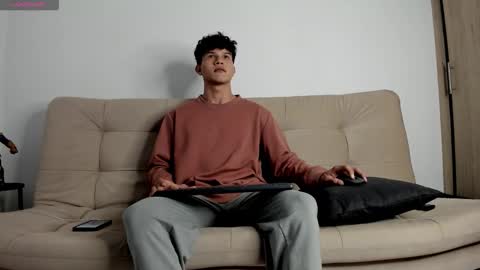 yizus_bonz online show from 13, 10, 2025