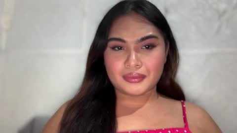 yllana love online show from 18, 12, 2025