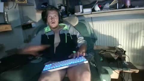 Snapshot of ynghotgerman92 chatting on 16, 10, 2025 ynghotgerman92 online show from 16, 10, 2025