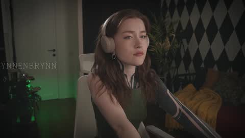 ynnenbrynn online show from 22, 1, 2025