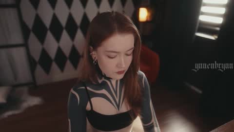 ynnenbrynn online show from 13, 9, 2025