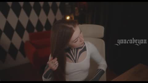 ynnenbrynn online show from 3, 12, 2025