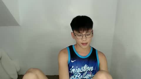 Snapshot of ynotyu chatting on 9, 6, 2026 ynotyu online show from 9, 6, 2026