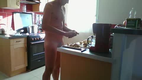 Yoann online show from 17, 9, 2025