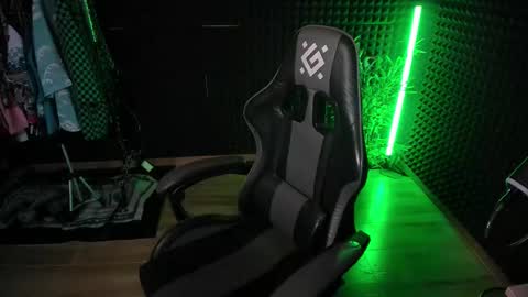 Snapshot of yoi_aji chatting on 23, 10, 2025 You can ask my name in pm online show from 23, 10, 2025