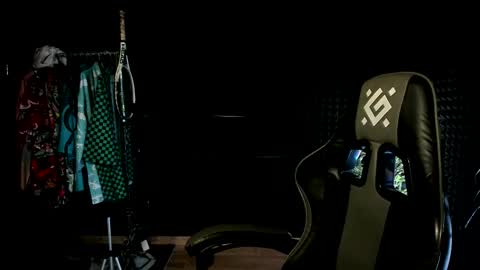 Snapshot of yoi_aji chatting on 17, 11, 2025 You can ask my name in pm online show from 17, 11, 2025