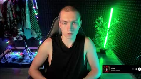 Snapshot of yoi_aji chatting on 30, 11, 2025 You can ask my name in pm online show from 30, 11, 2025