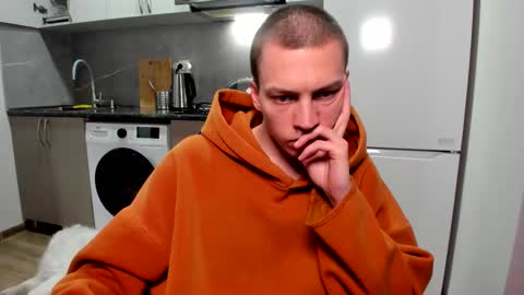 Snapshot of yoi_aji chatting on 18, 2, 2026 You can ask my name in pm online show from 18, 2, 2026