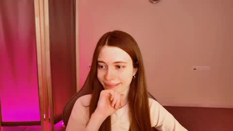 yoka_paradoxxx online show from 28, 4, 2026