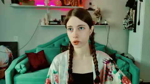 Snapshot of yoka_paradoxxx chatting on 2, 8, 2026 yoka_paradoxxx online show from 2, 8, 2026
