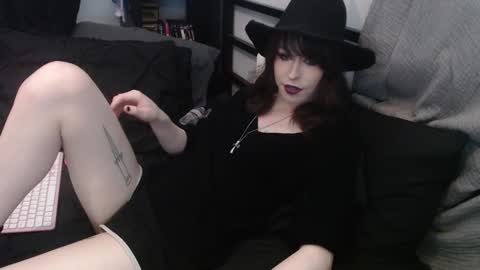 Yokai Girl online show from 19, 11, 2025