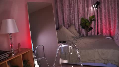 Yoko online show from 4, 2, 2026