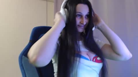 Sophie online show from 15, 4, 2026