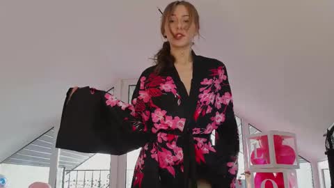 Snapshot of yononeey chatting on 15, 2, 2025 Wilma online show from 15, 2, 2025
