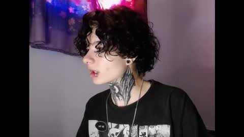 Little Mike Independent model online show from 15, 2, 2026