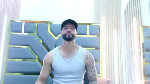 YORBY MAX online show from 6, 1, 2026