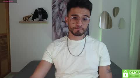 yoshy_man online show from 31, 1, 2025