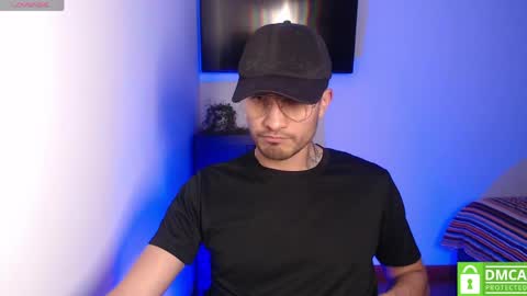 yoshy_man online show from 8, 4, 2026