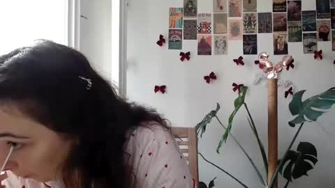 Snapshot of you_aurora chatting on 4, 7, 2026 Aurora online show from 4, 7, 2026