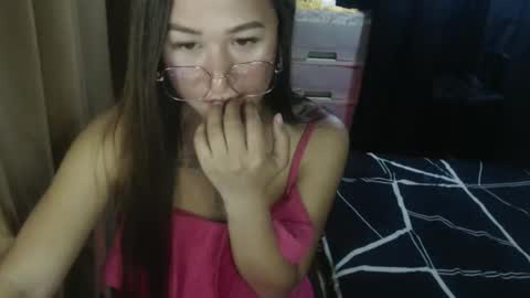 Snapshot of yougotmeanna chatting on 22, 4, 2026 Your Dream Pinay Anna online show from 22, 4, 2026