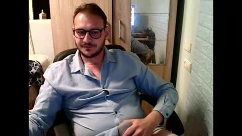 A... online show from 18, 4, 2026